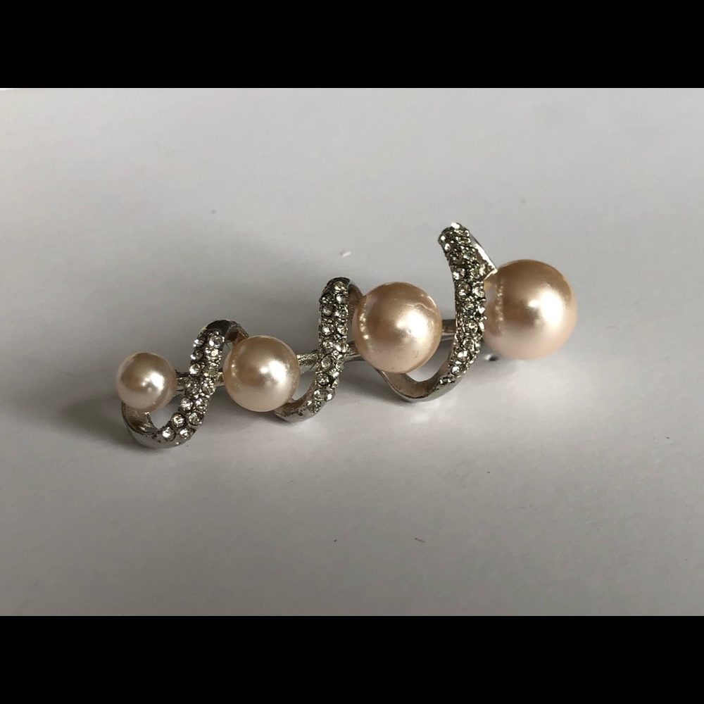 Pearl Rhinestone Silver Tone Jewelry Set - Picture 13 of 13
